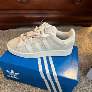 Adidas Cream Casual Sneakers
